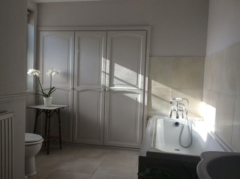 Bed & Breakfast Delamore House