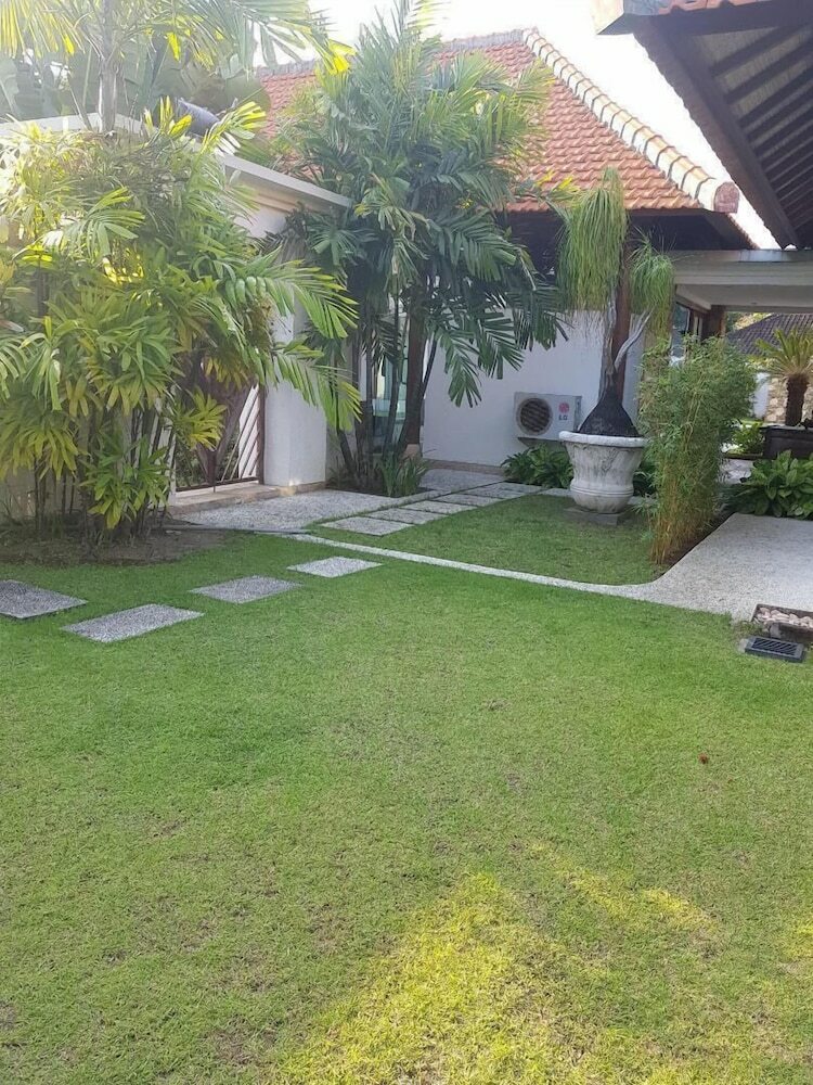 Andrea Villas & Suites