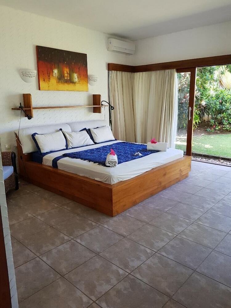 Andrea Villas & Suites