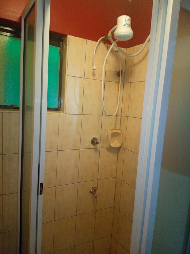 Plus 254 Hotel