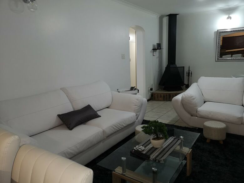 Hotel Twinnpalms Accommodation
