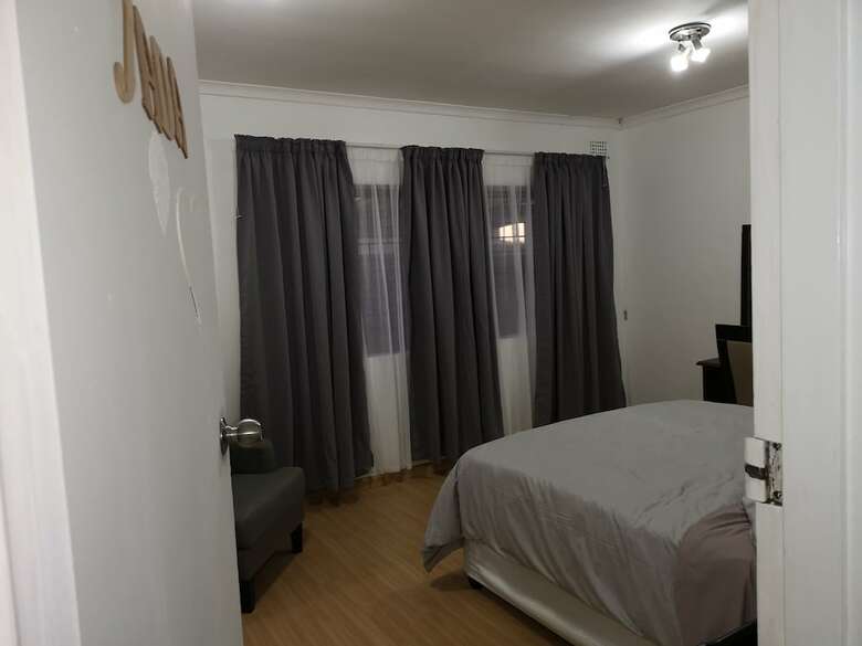 Hotel Twinnpalms Accommodation