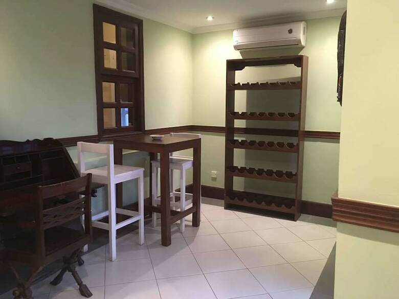 Apartamentos Carlton On Troas