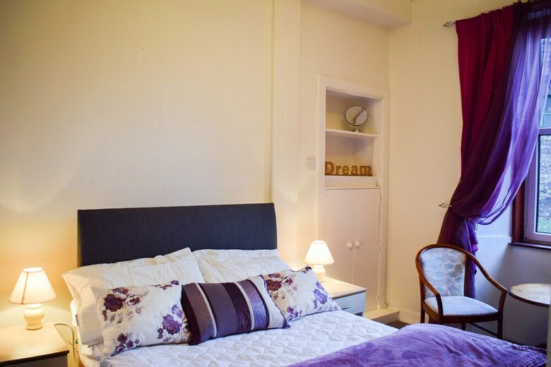 Apartamentos Bright 2 Bedroom Home In Edinburgh