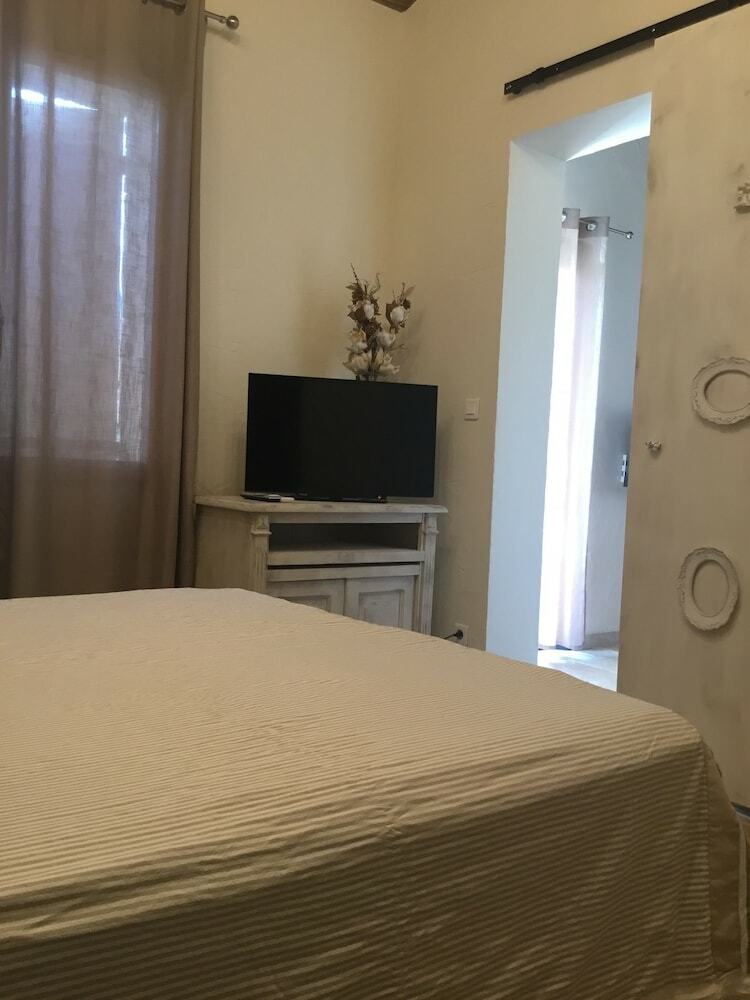 Bed & Breakfast Le Mas de Nonin - Chambres D'hotes
