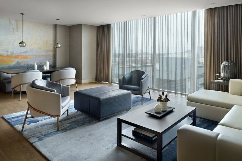 Hotel Lexington Marriott City Center