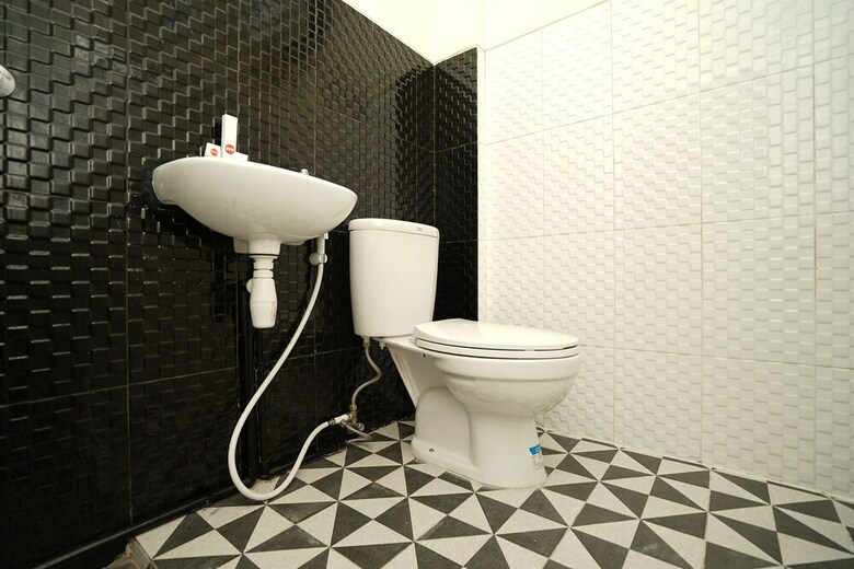 Hotel Oyo 781 Erga Family Residence