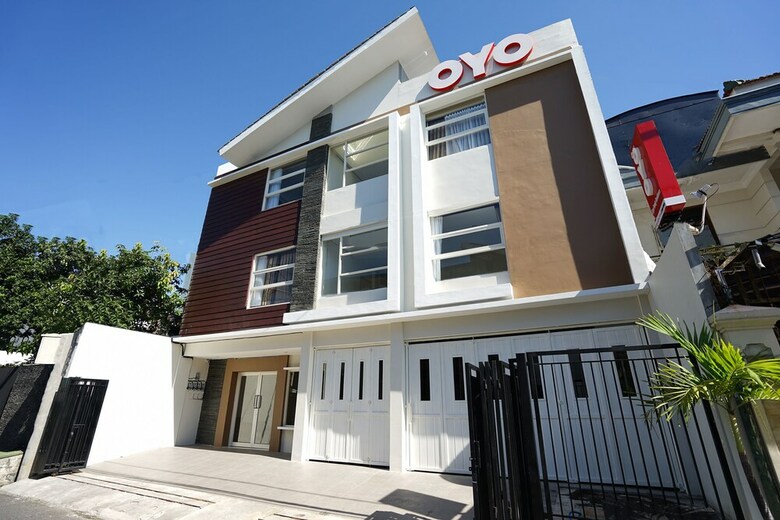 Hotel Oyo 781 Erga Family Residence