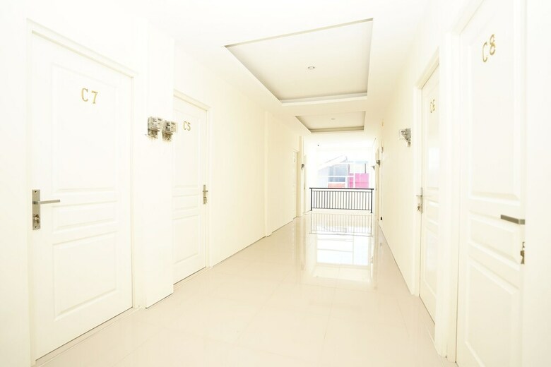 Hotel Oyo 781 Erga Family Residence