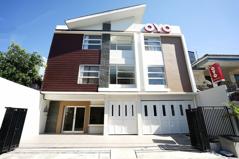 Hotel Oyo 781 Erga Family Residence