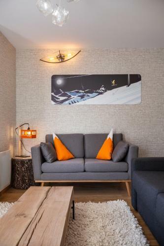Hotel Base Camp Lodge