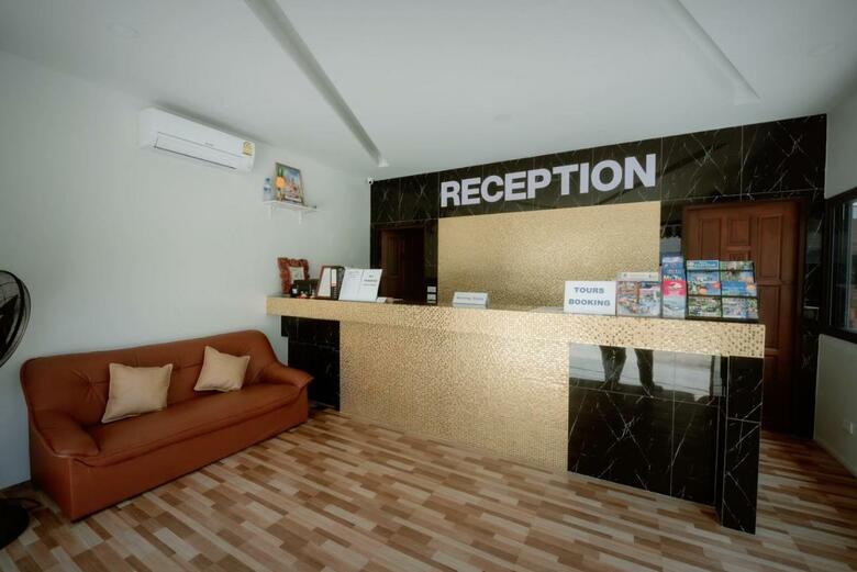 Hostal Coconut  Grove Hotel Samui