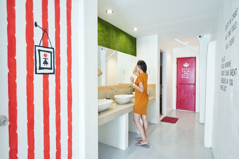 Hostal Murals Hostel And Cafe