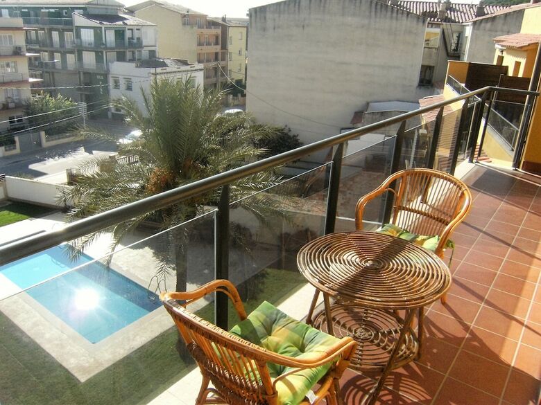 Apartamentos  Pinimar I