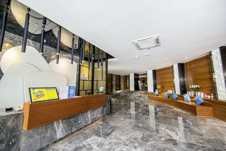Yunman Hotel Kunming Donghua