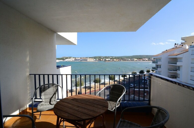 Apartamentos  Ps. Del Mar
