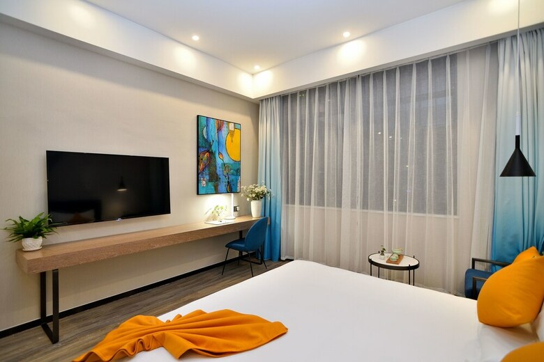 Seyearn Hotel Tangzi Lane Metro Station