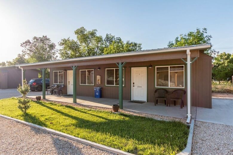 Motel Hurricane Hideaway Lodging