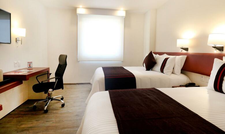 Hotel Misi�n Express San Juan Del R�o
