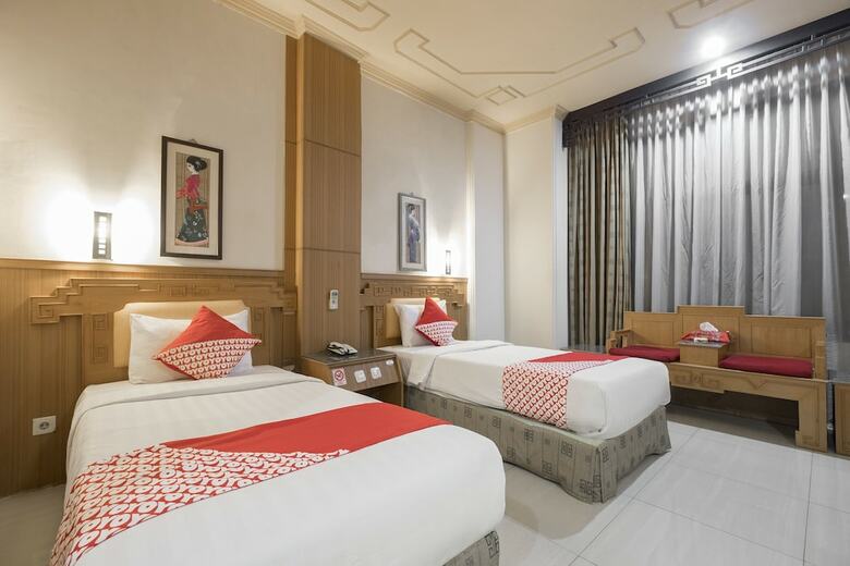 Oyo 821 Hotel Dinasti