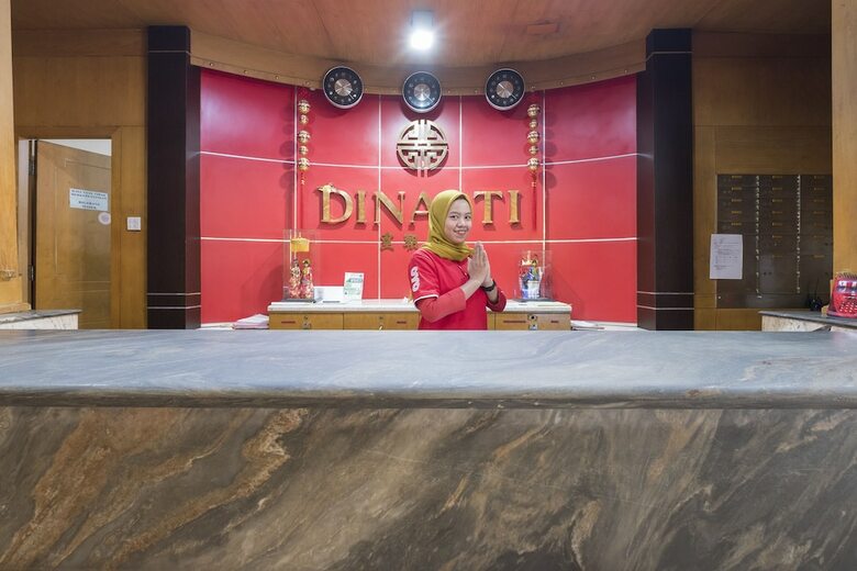 Oyo 821 Hotel Dinasti