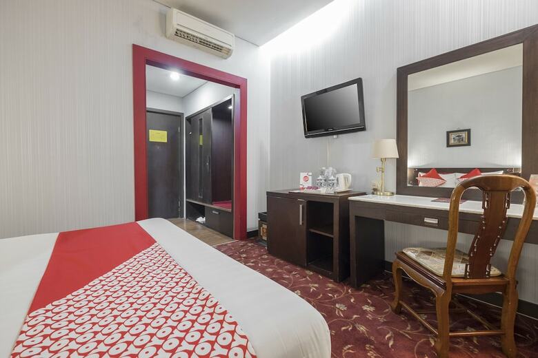 Oyo 821 Hotel Dinasti