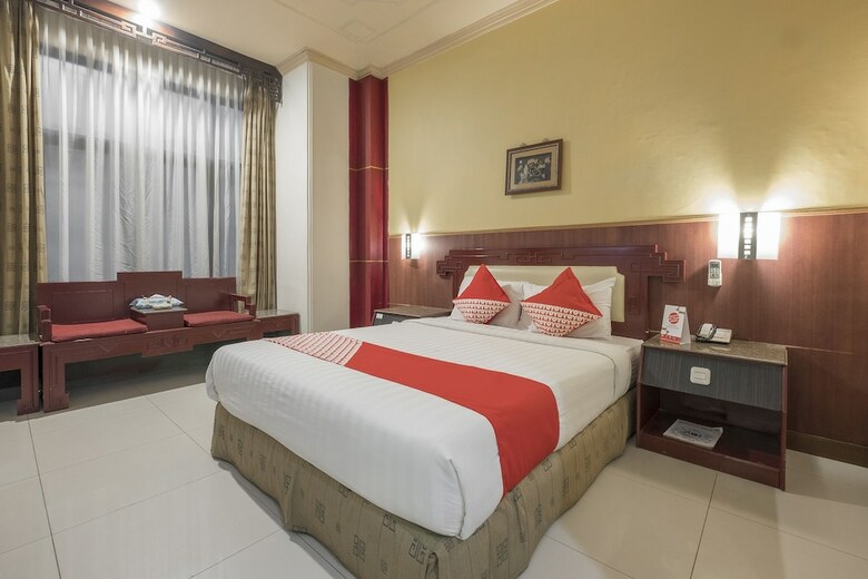 Oyo 821 Hotel Dinasti