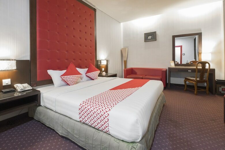 Oyo 821 Hotel Dinasti