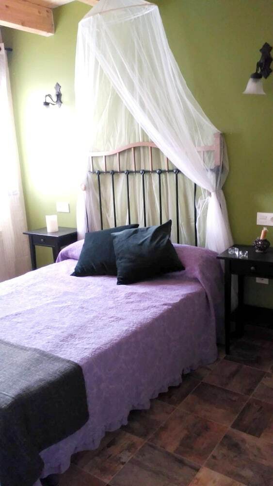 House With 3 Bedrooms In Alaejos, With Enclosed Garden And Wifi