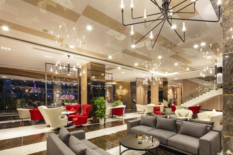 Dqua Hotel And Apartment