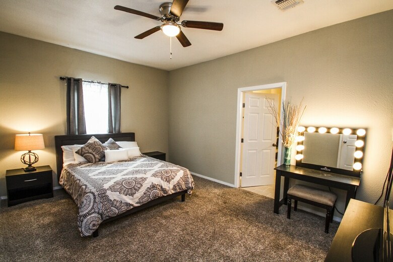 Florida St Nice Remodeled 3br/2ba Near Downtown