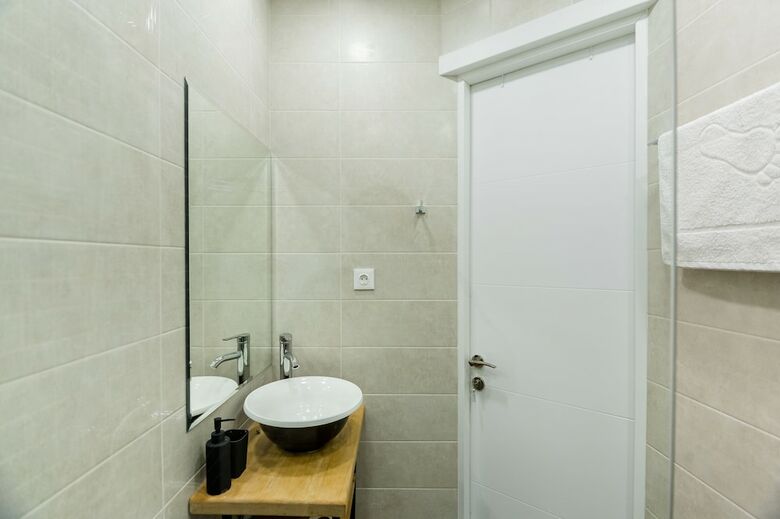 Ninoshvili Apartments By Picnic