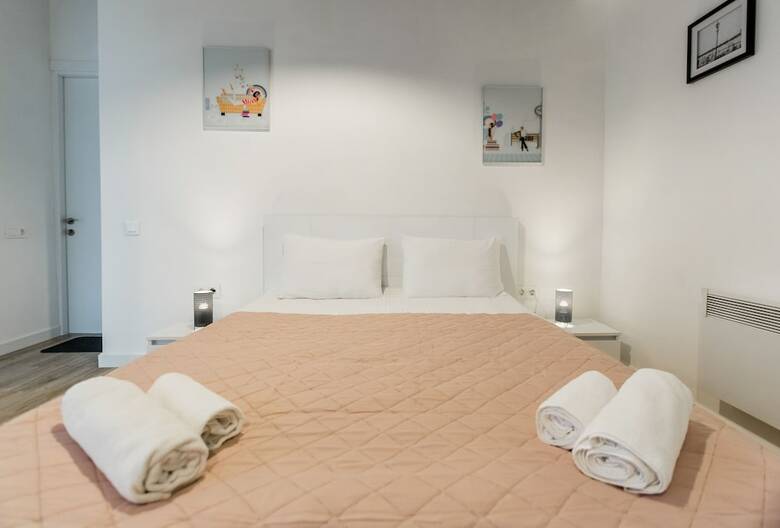 Ninoshvili Apartments By Picnic