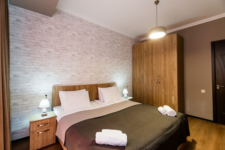 Ninoshvili Apartments By Picnic