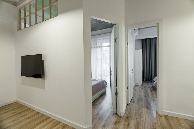 Ninoshvili Apartments By Picnic