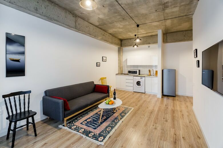 Ninoshvili Apartments By Picnic