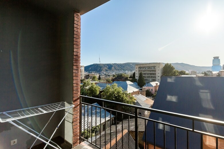 Ninoshvili Apartments By Picnic