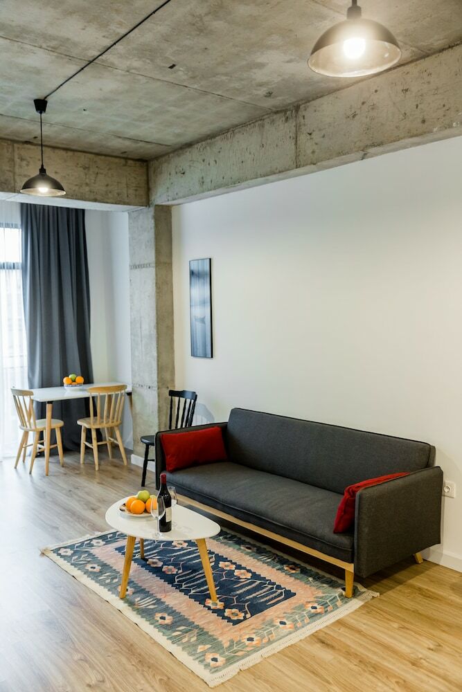 Ninoshvili Apartments By Picnic