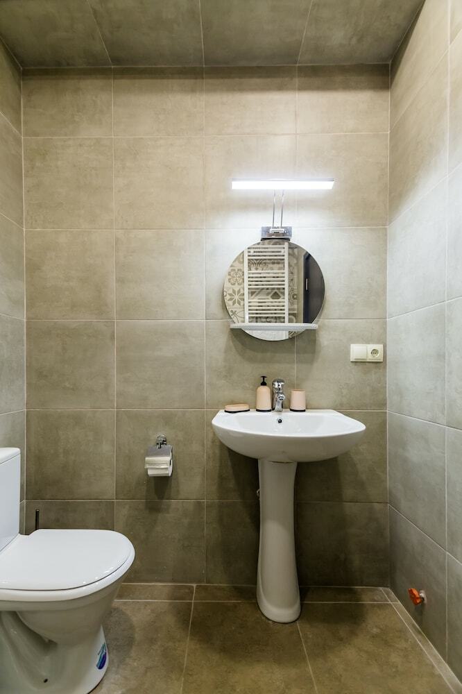 Ninoshvili Apartments By Picnic