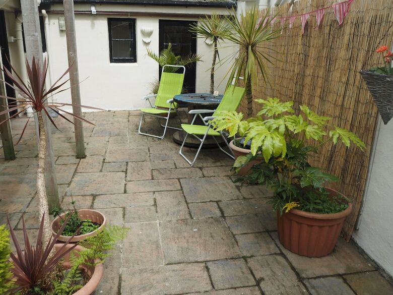 Bed & Breakfast The Smugglers Restaurant With Rooms