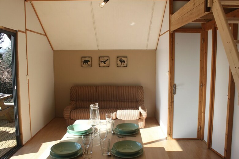 Camping Domaine de Senaud - Les Chalets