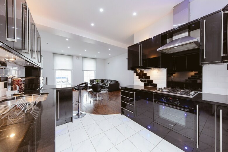 Regent Canal Apartments