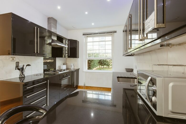 Regent Canal Apartments