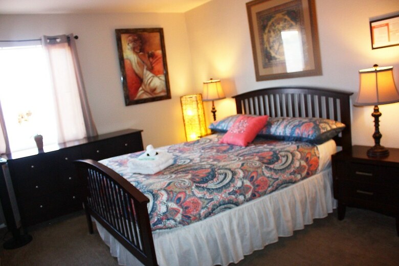Hotel Advantage Court