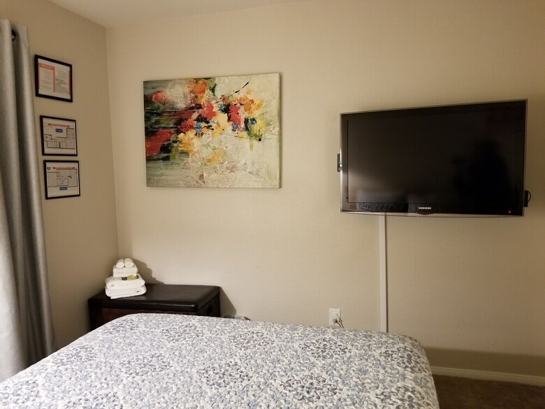 Hotel Advantage Court