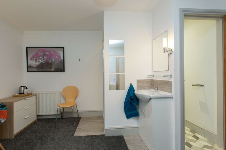 Hotel Crewe Rooms @ Samuel Street Crewe