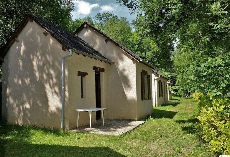 Camping Le Paisserou - Bungalow