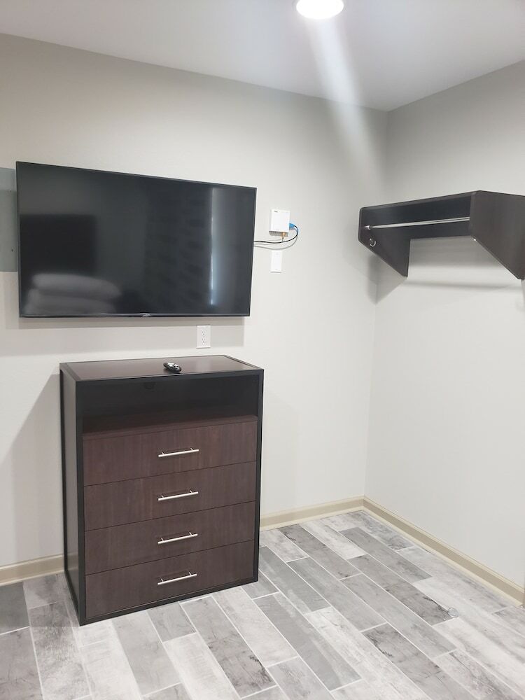 Motel Budget Inn & Suites