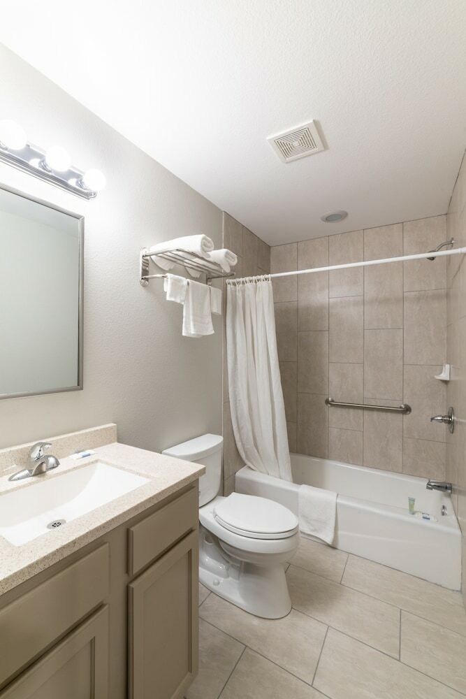 Motel Budget Inn & Suites