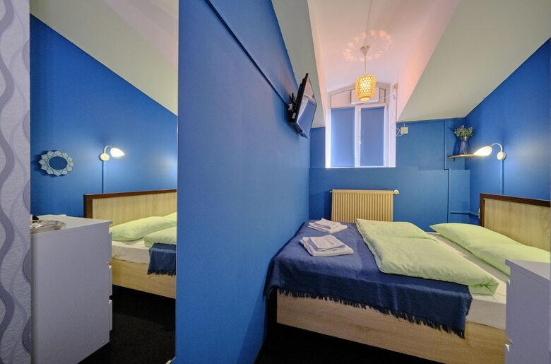Hotel Liberty Island